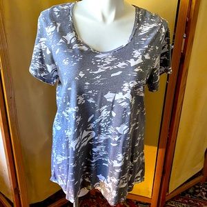 EUC LuLaRoe Classic T, 3X